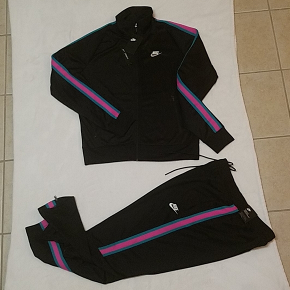 nike south beach jacket